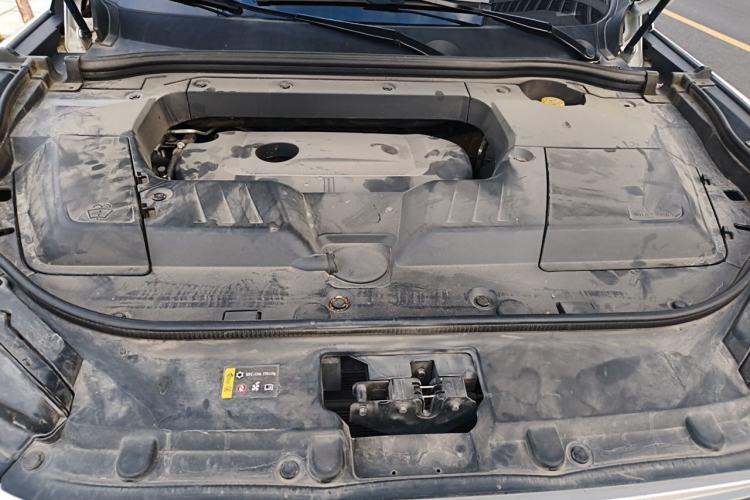 Used Wey VV6 2021 2.0T Two-Wheel Drive Smart Plus Engine Bay