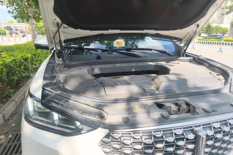 Used Wey VV6 2021 2.0T Two-Wheel Drive Smart Plus Engine Bay Right