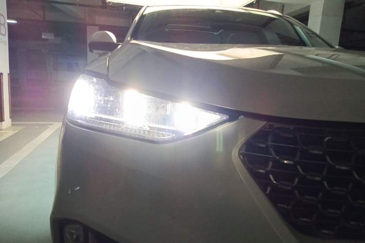 Used Wey VV6 2021 2.0T Two-Wheel Drive Smart Protection+ Exterior 6