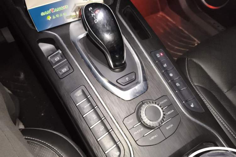 Used Wey VV6 2021 2.0T Two-Wheel Drive Smart Protection+ Gear Lever