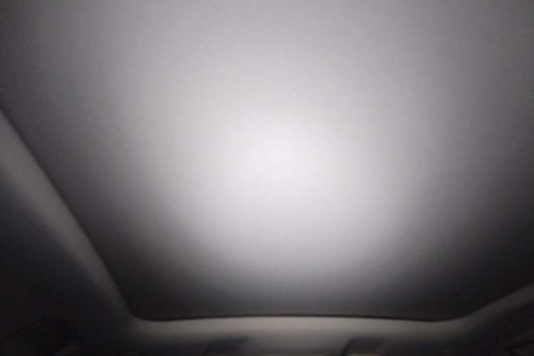 Used Wey VV6 2021 2.0T Two-Wheel Drive Smart Plus Headliner