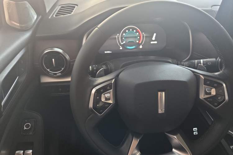 Used Wey VV6 2021 2.0T Two-Wheel Drive Smart Plus Instrument Cluster