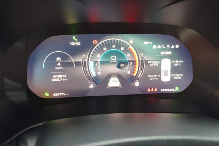 Used Wey VV6 2021 2.0T Two-Wheel Drive Smart Protection+ Instrument Cluster