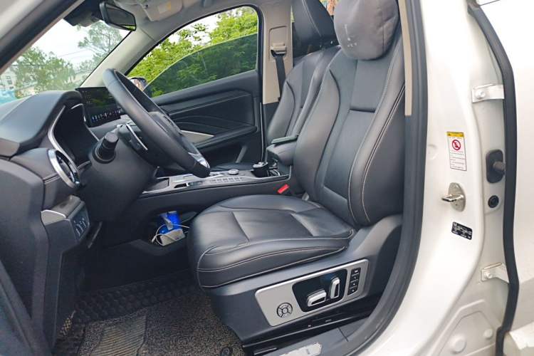 Used Wey VV6 2021 2.0T Two-Wheel Drive Smart Plus Left Front Seat
