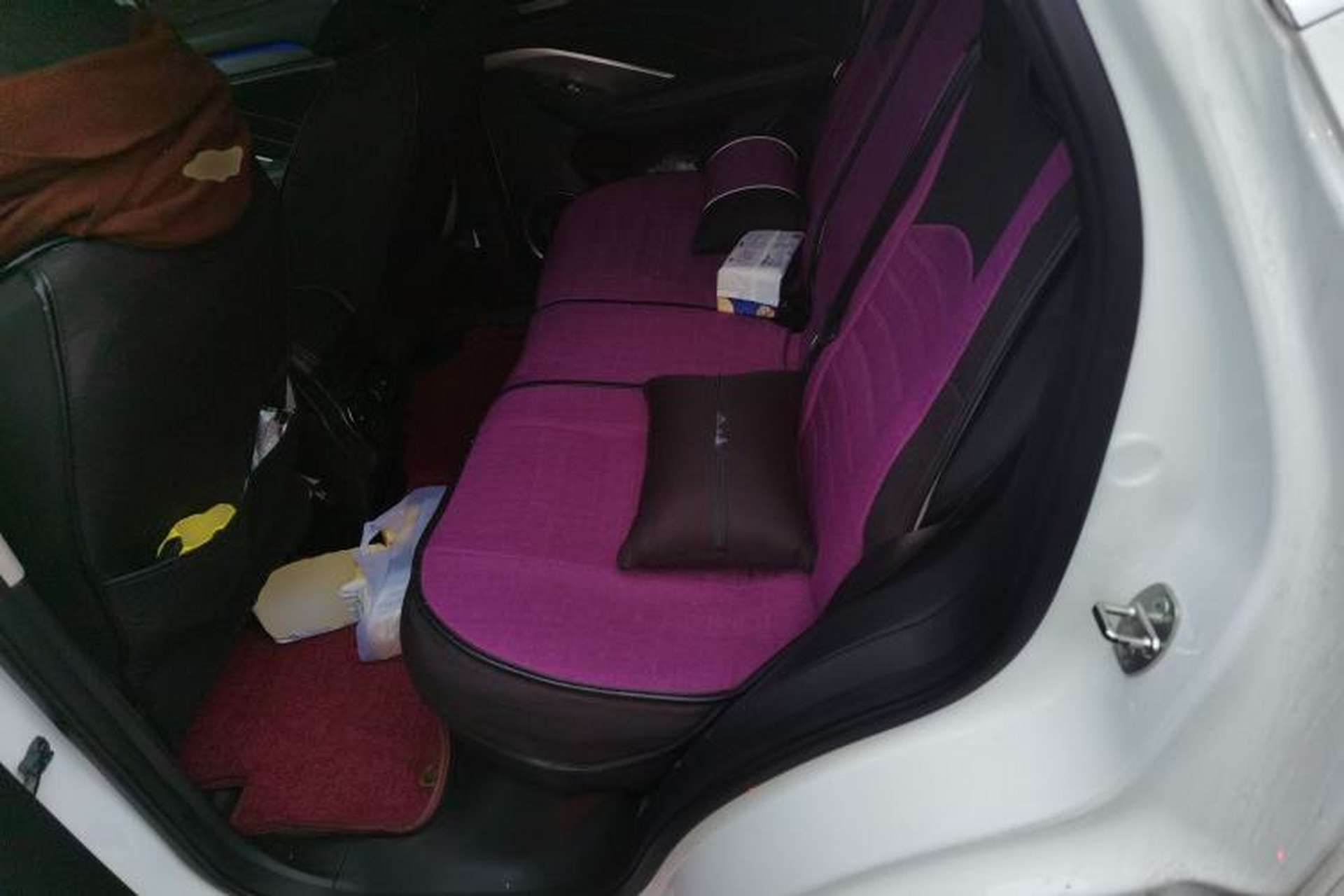 Used Wey VV6 2021 2.0T Two-Wheel Drive Smart Protection+ Left Rear Seat