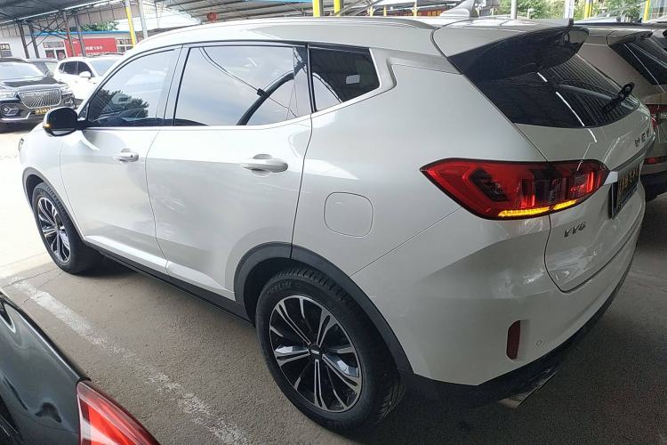 Used Wey VV6 2021 2.0T Two-Wheel Drive Smart Plus Left Side