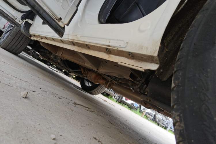 Used Wey VV6 2021 2.0T Two-Wheel Drive Smart Protection+ Left Side Sill