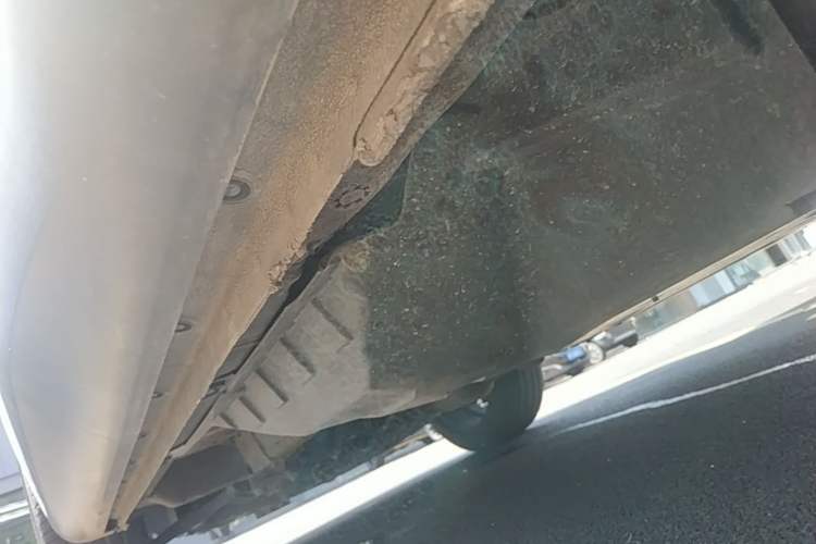 Used Wey VV6 2021 2.0T Two-Wheel Drive Smart Plus Left Side Sill