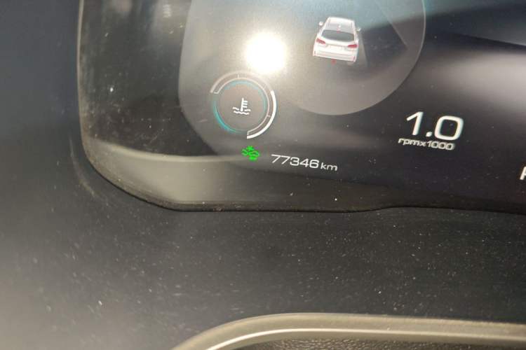 Used Wey VV6 2021 2.0T Two-Wheel Drive Smart Plus Odometer Close Up