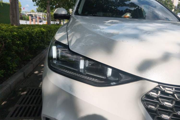Used Wey VV6 2021 2.0T Two-Wheel Drive Smart Plus Right Front Headlight