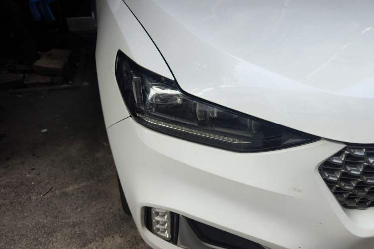 Used Wey VV6 2021 2.0T Two-Wheel Drive Smart Protection+ Right Front Headlight