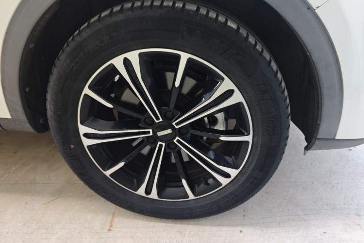Used Wey VV6 2021 2.0T Two-Wheel Drive Smart Protection+ Right Front Wheel Hub