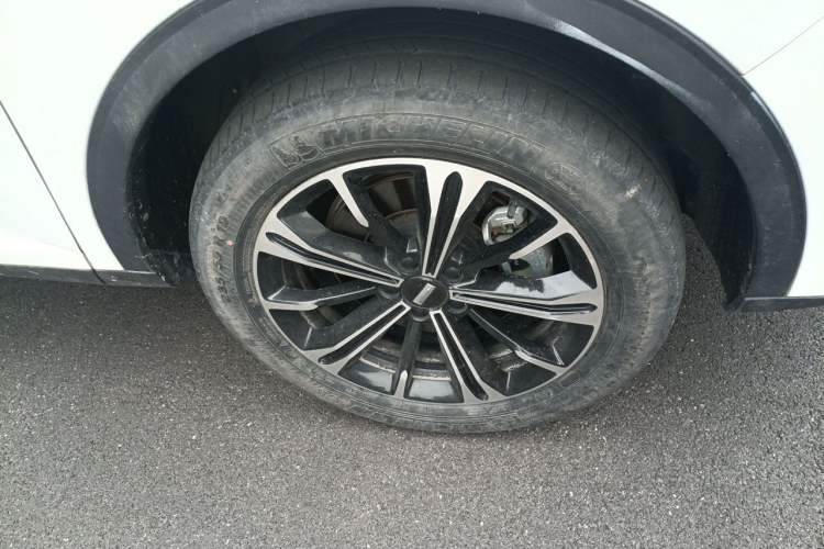 Used Wey VV6 2021 2.0T All-Wheel Drive Zhiyu+ Right Front Wheel Hub
