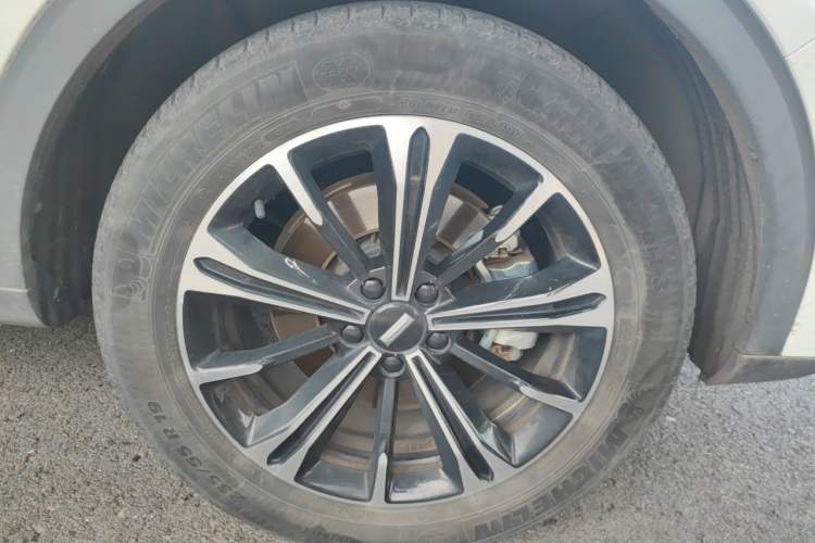 Used Wey VV6 2021 2.0T Two-Wheel Drive Smart Protection+ Right Front Wheel Hub