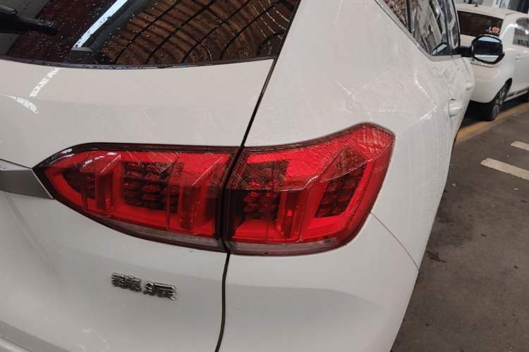 Used Wey VV6 2021 2.0T Two-Wheel Drive Smart Protection+ Right Rear Taillight