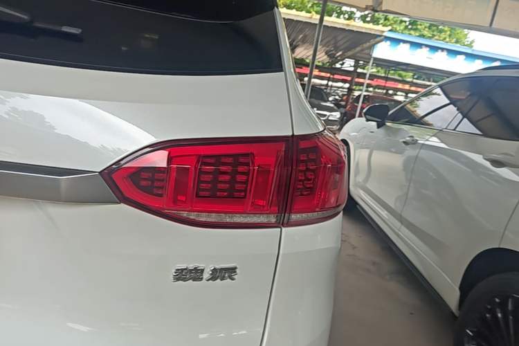 Used Wey VV6 2021 2.0T Two-Wheel Drive Smart Plus Right Rear Taillight