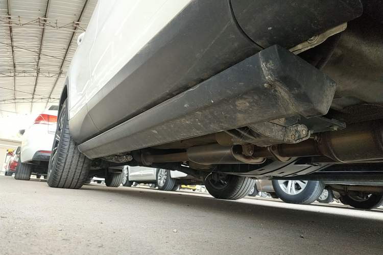 Used Wey VV6 2021 2.0T Two-Wheel Drive Smart Plus Right Side Sill