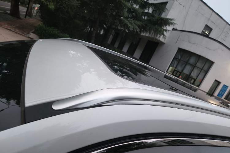 Used Wey VV6 2021 2.0T Two-Wheel Drive Smart Protection+ Roof