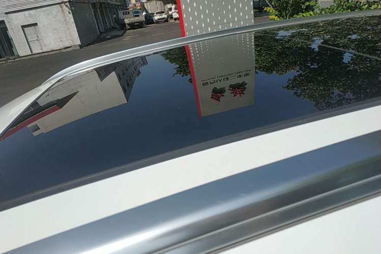 Used Wey VV6 2021 2.0T Two-Wheel Drive Smart Plus Roof