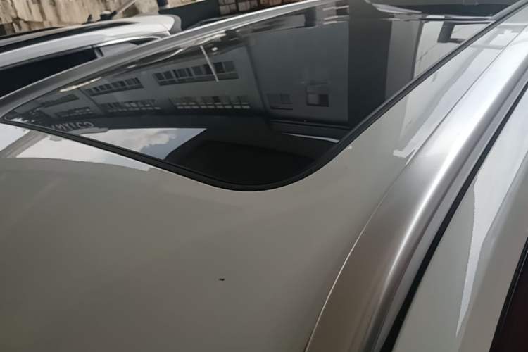 Used Wey VV6 2021 2.0T Two-Wheel Drive Smart Protection+ Roof