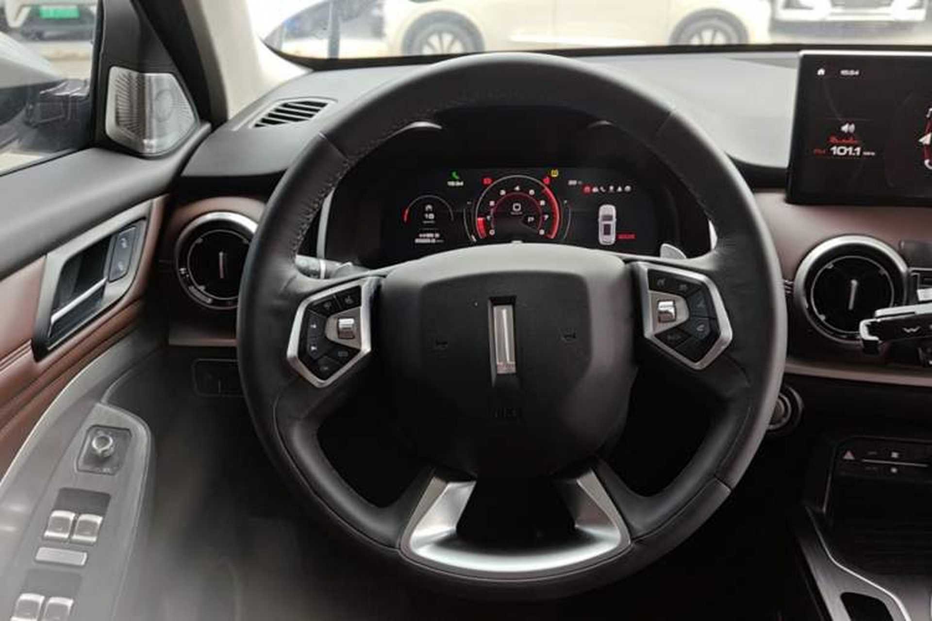 Used Wey VV6 2021 2.0T Two-Wheel-Drive Child-Care Edition Steering Wheel