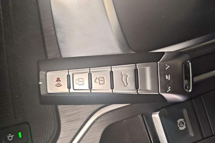 Used Wey VV6 2021 2.0T Two-Wheel Drive Smart Plus Vehicle Key