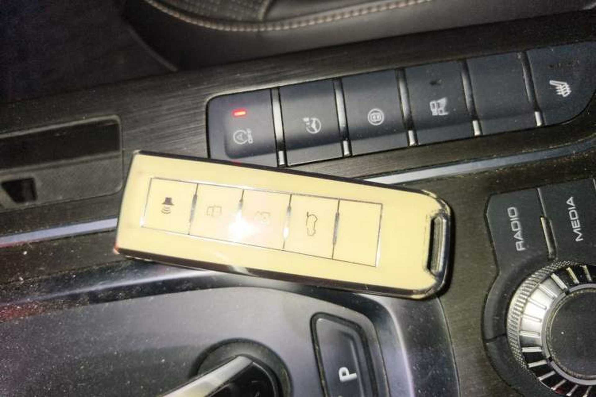 Used Wey VV6 2021 2.0T Two-Wheel Drive Smart Protection+ Vehicle Key
