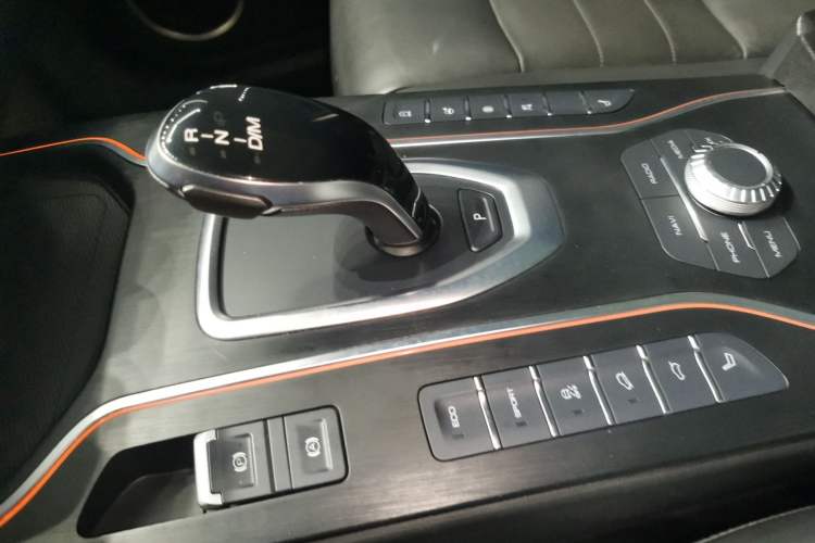 Used Wey VV7 2020 2.0T Flagship Edition Gear Lever