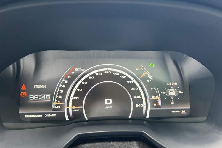 Used Wey VV7 2017 2.0T Flagship Model Odometer Close Up