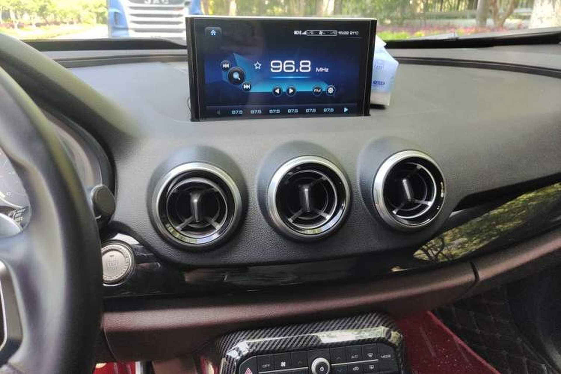 Used Wey VV7 2017 2.0T Flagship Model Audio And AC Panel