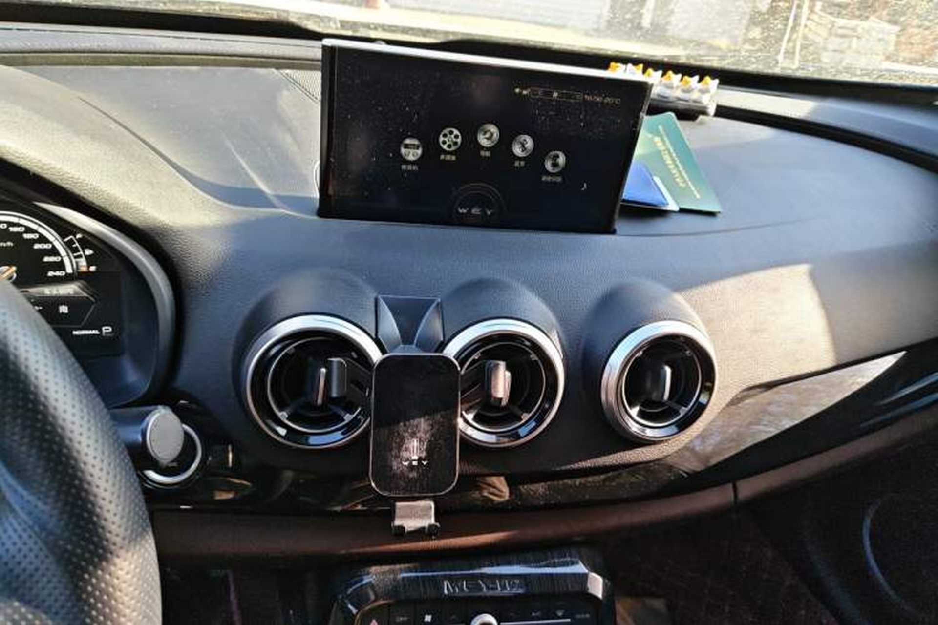 Used Wey VV7 2017 2.0T Ultra-Luxury Version Audio And AC Panel