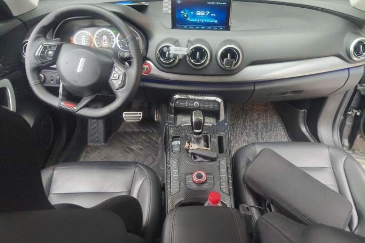 Used Wey VV7 2017 2.0T Flagship Model
