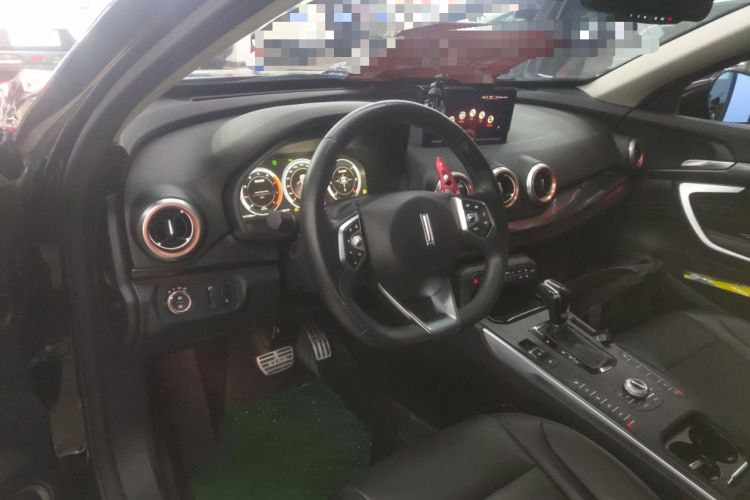 Used Wey VV7 2017 2.0T Ultra-Luxury Version Center Console