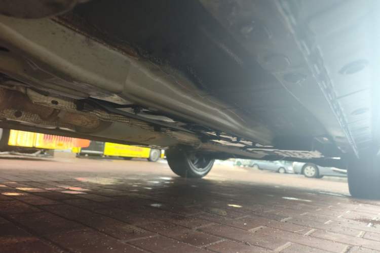 Used Wey VV7 2017 2.0T Flagship Model Chassis Front Left