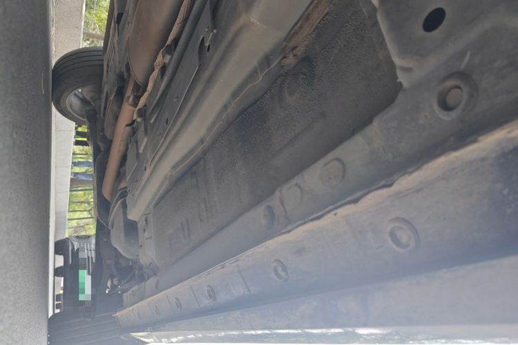 Used Wey VV7 2017 2.0T Flagship Model Chassis Front Left