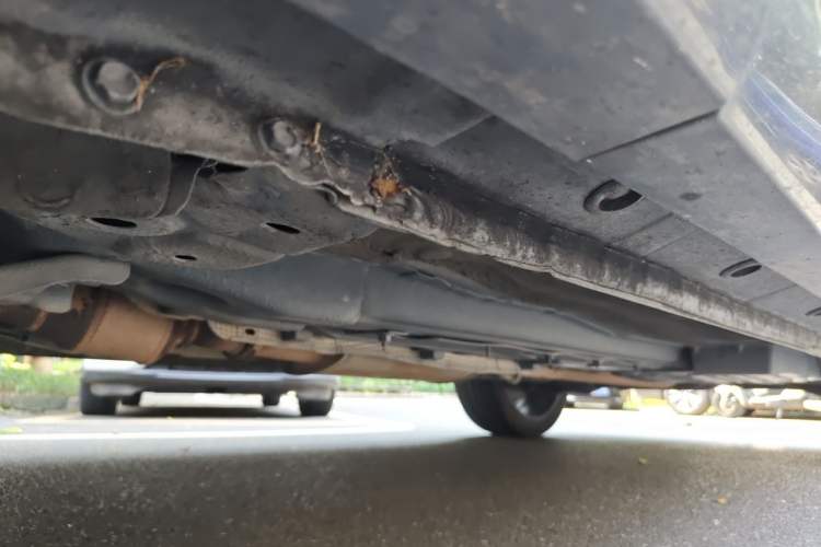Used Wey VV7 2017 2.0T Flagship Model Chassis Front Left