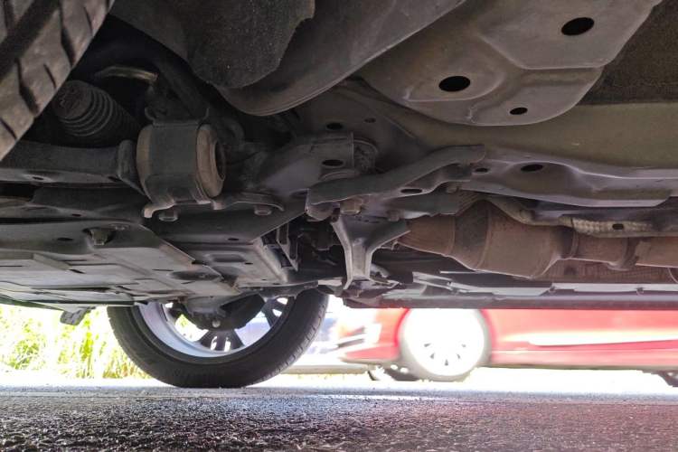 Used Wey VV7 2017 2.0T Flagship Model Chassis Front Left