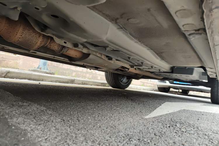 Used Wey VV7 2017 2.0T Flagship Model Chassis Front Left
