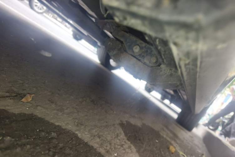 Used Wey VV7 2017 2.0T Flagship Model Chassis Front Left
