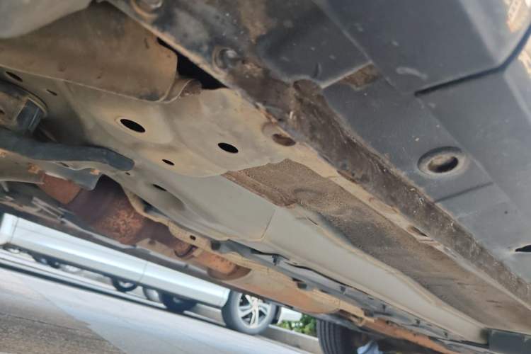 Used Wey VV7 2017 2.0T Flagship Model Chassis Front Left