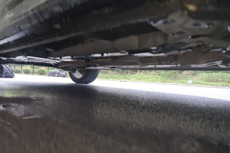 Used Wey VV7 2017 2.0T Flagship Model Chassis Front Right