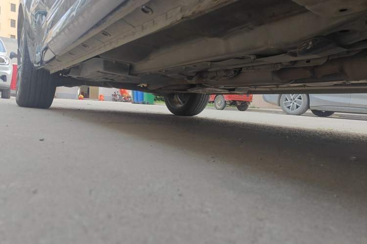 Used Wey VV7 2017 2.0T Flagship Model Chassis Front Right