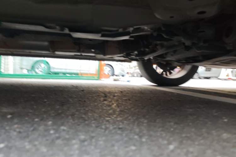 Used Wey VV7 2017 2.0T Flagship Model Chassis Front Right
