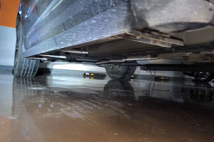 Used Wey VV7 2017 2.0T Flagship Model Chassis Front Right
