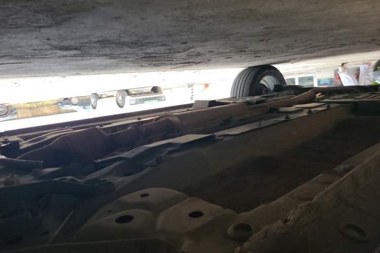 Used Wey VV7 2017 2.0T Flagship Model Chassis Front Right