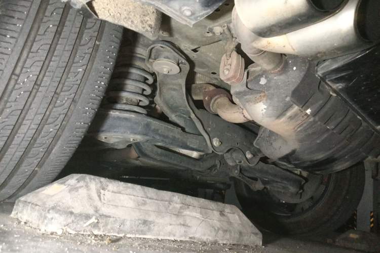 Used Wey VV7 2017 2.0T Flagship Model Chassis Rear Left