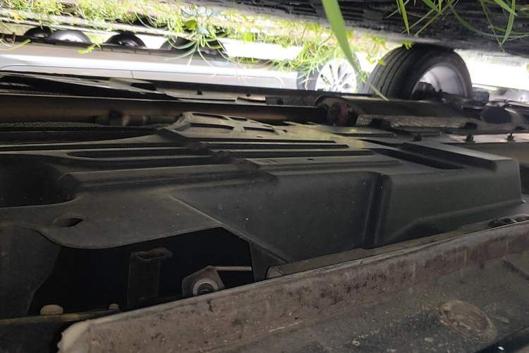 Used Wey VV7 2017 2.0T Flagship Model Chassis Rear Left