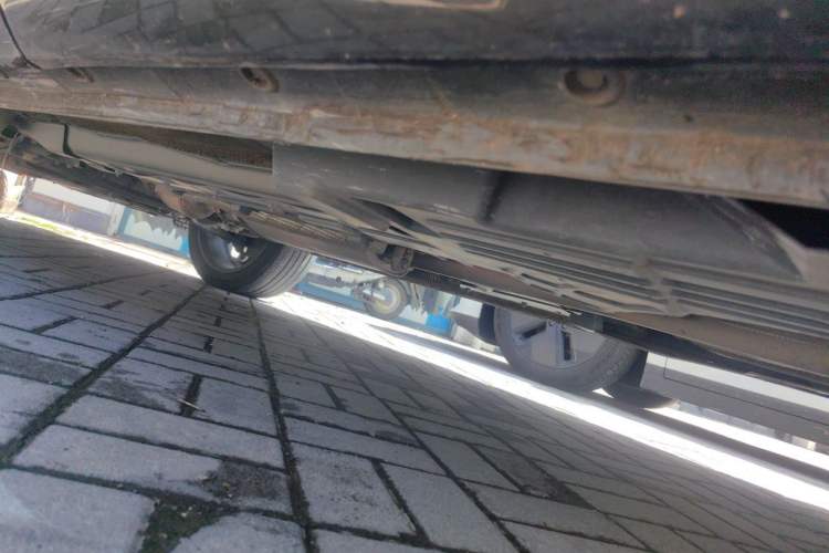 Used Wey VV7 2017 2.0T Flagship Model Chassis Rear Left