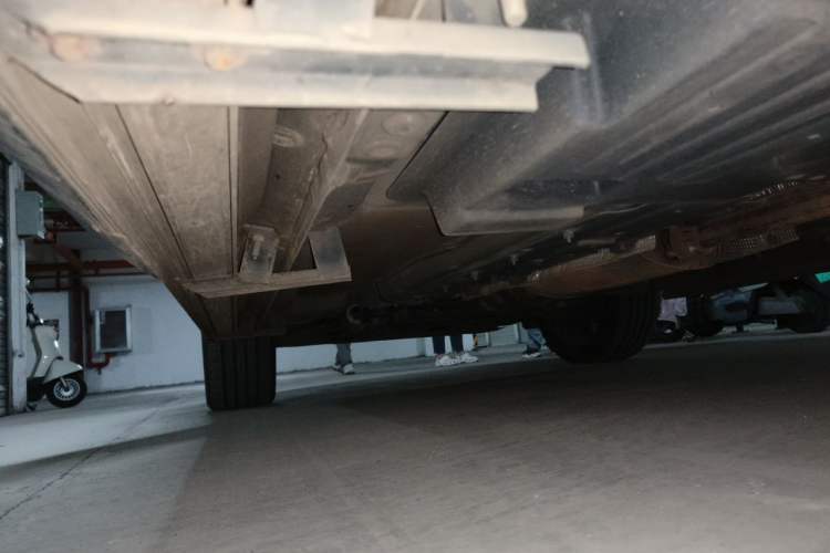 Used Wey VV7 2017 2.0T Flagship Model Chassis Rear Left