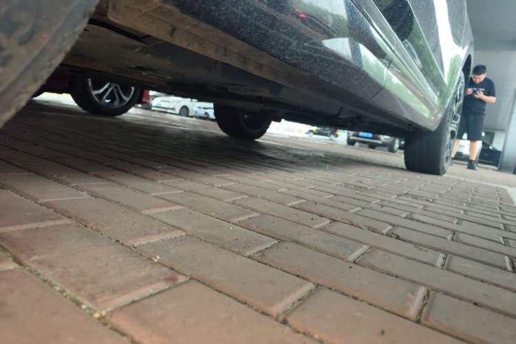 Used Wey VV7 2017 2.0T Flagship Model Chassis Rear Right